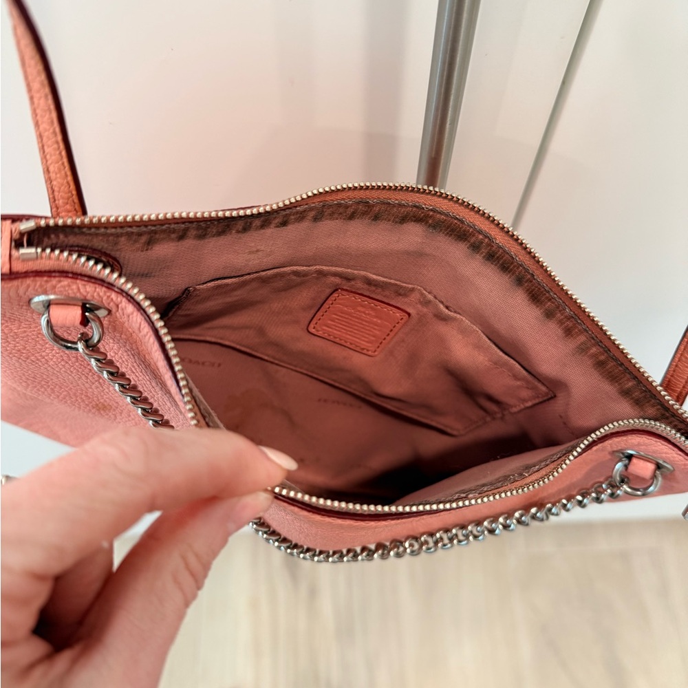 Coach Pebbled Leather Crossbody Bag in Pale Pink with Chain Accent - Picture 5 of 7